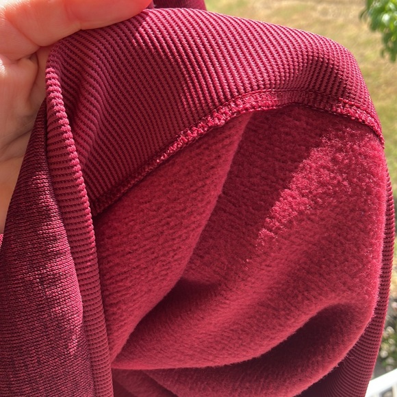 NWT Under Armour Storm Cold Gear Loose Fit ¼ Zip Burgundy Fleece Sweater mens XL - Picture 15 of 15